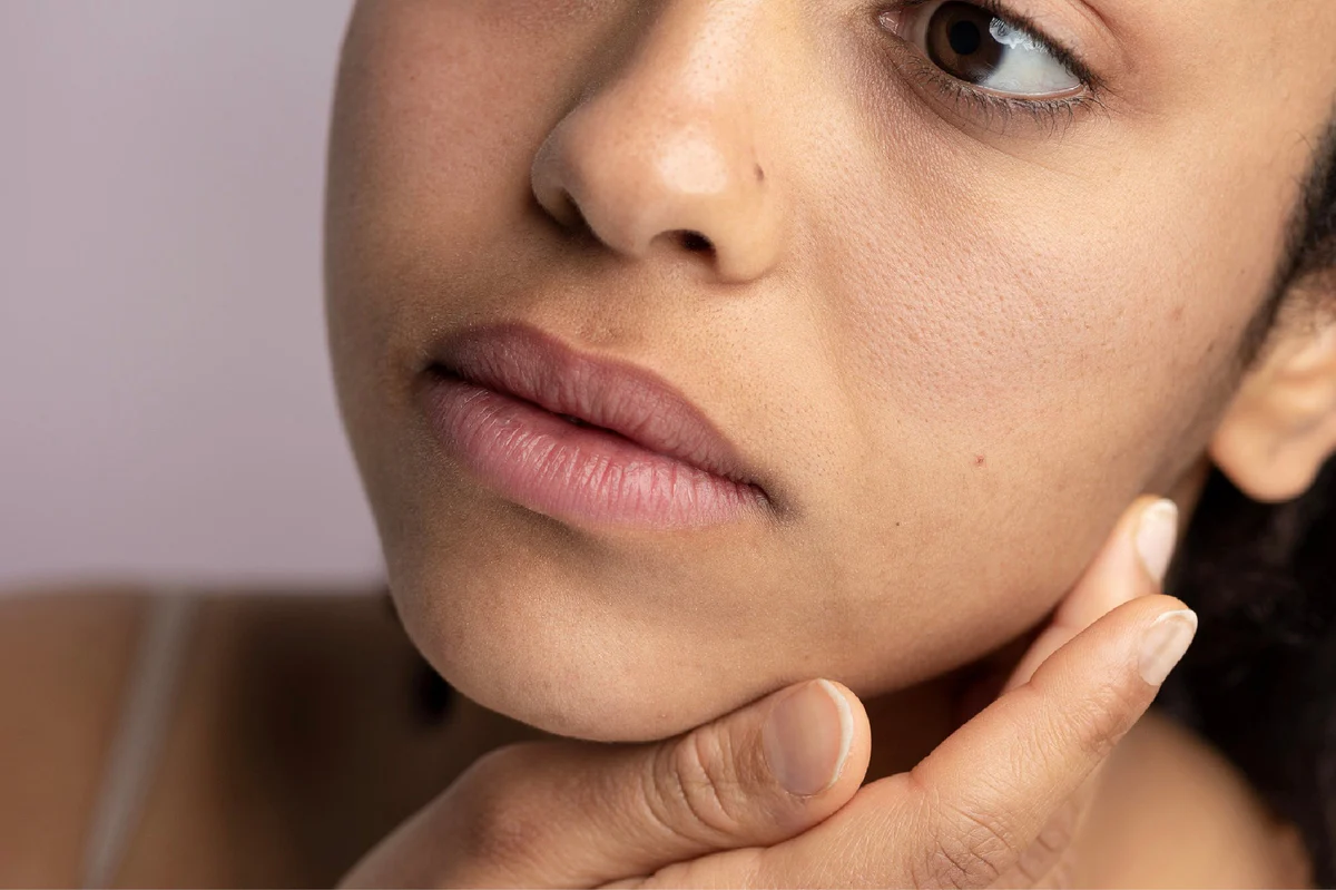 Why_Your_Skin_Loses_Its_Glow_and_How_to_Get_It_Back
